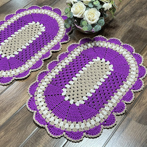 Par de Tapetes Crochê Oval Artesanal Roxo Nude Decorativo Sala Quarto