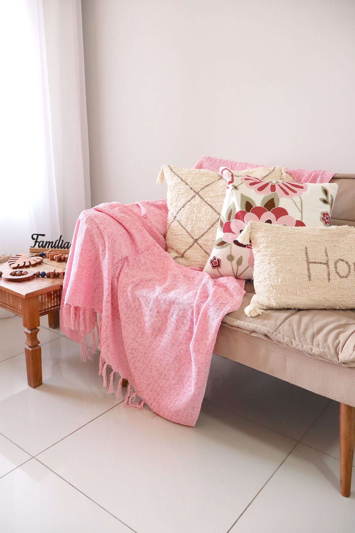 Manta para Sofá/Peseira em Chenille Rosa 1,20mx1,80m