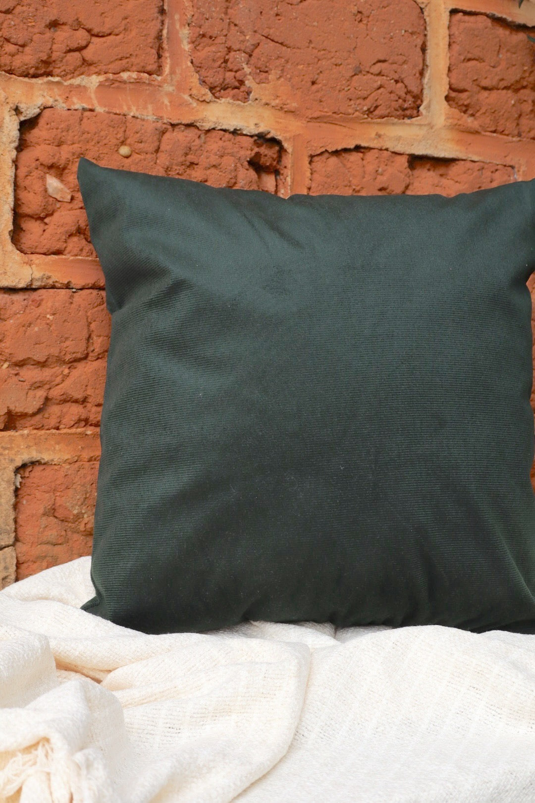 Capa de Almofada Suede Lisa Verde Musgo 45x45