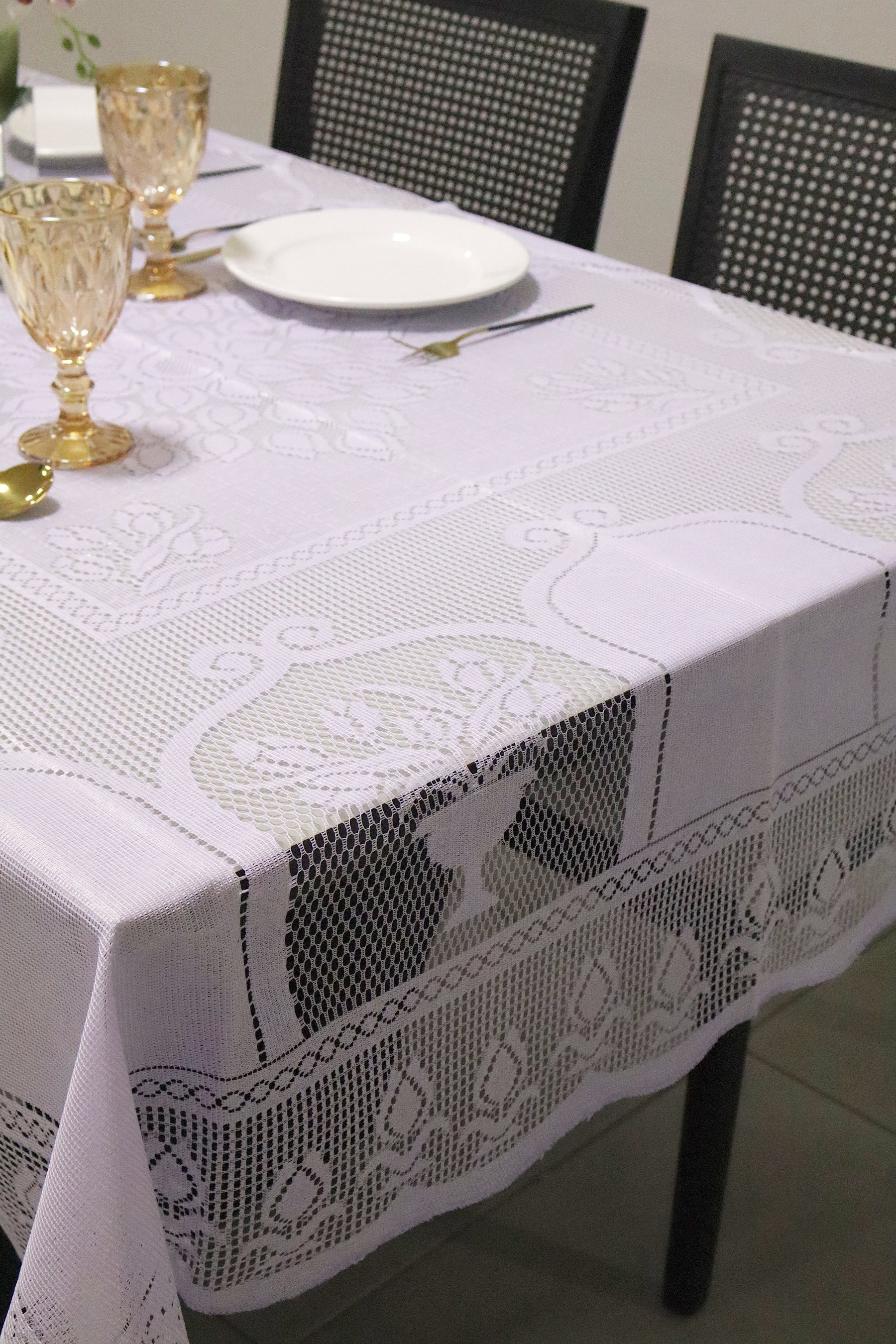 Toalha de Mesa Renda Lavanda 1,50m