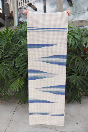 Passadeira Linha Bico Cru e Azul