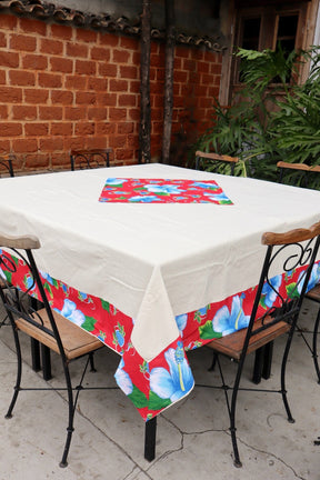 Toalha de Mesa Quadrada Com Barra em Chita Vermelha Mesa 8 Lugares 2,40x2,40m