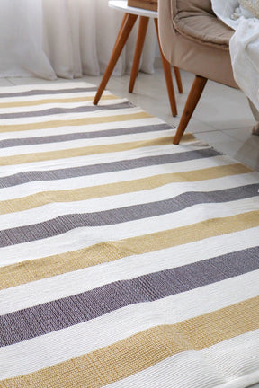 Tapete em Linha Listrado Amarelo, Cru e Marrom 1,50x2,00m