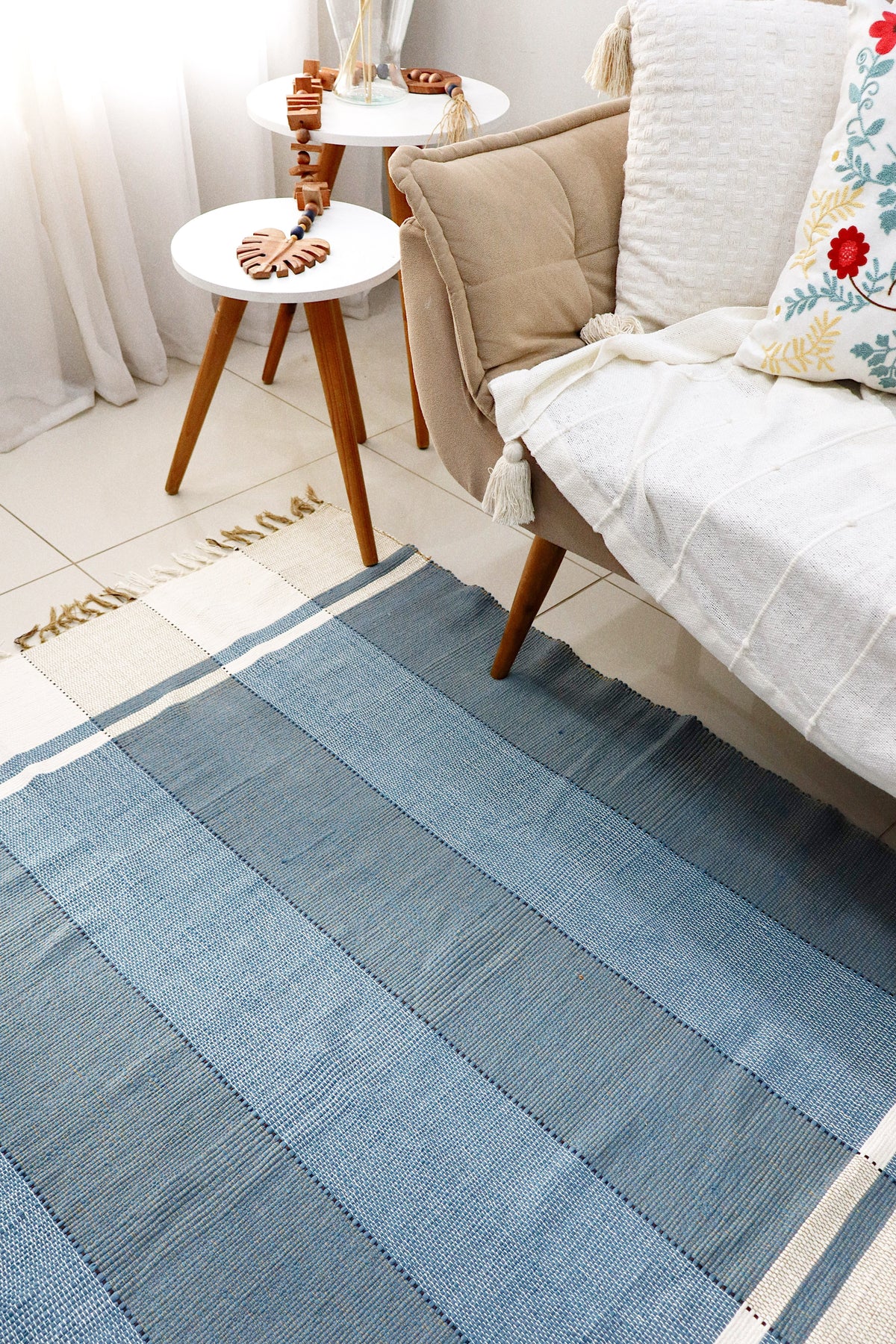 Tapete em Malha Moldura Azul Claro 1,50x1,50m
