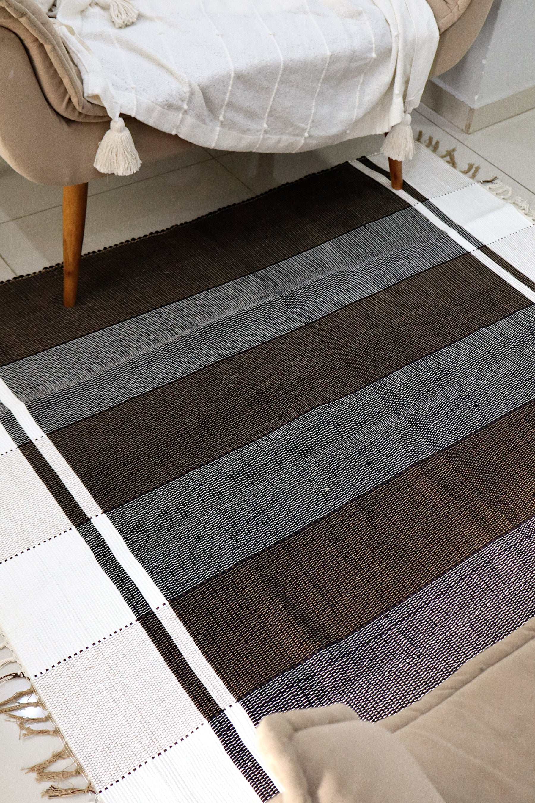 Tapete em Malha Moldura Preto 1,50x1,50m
