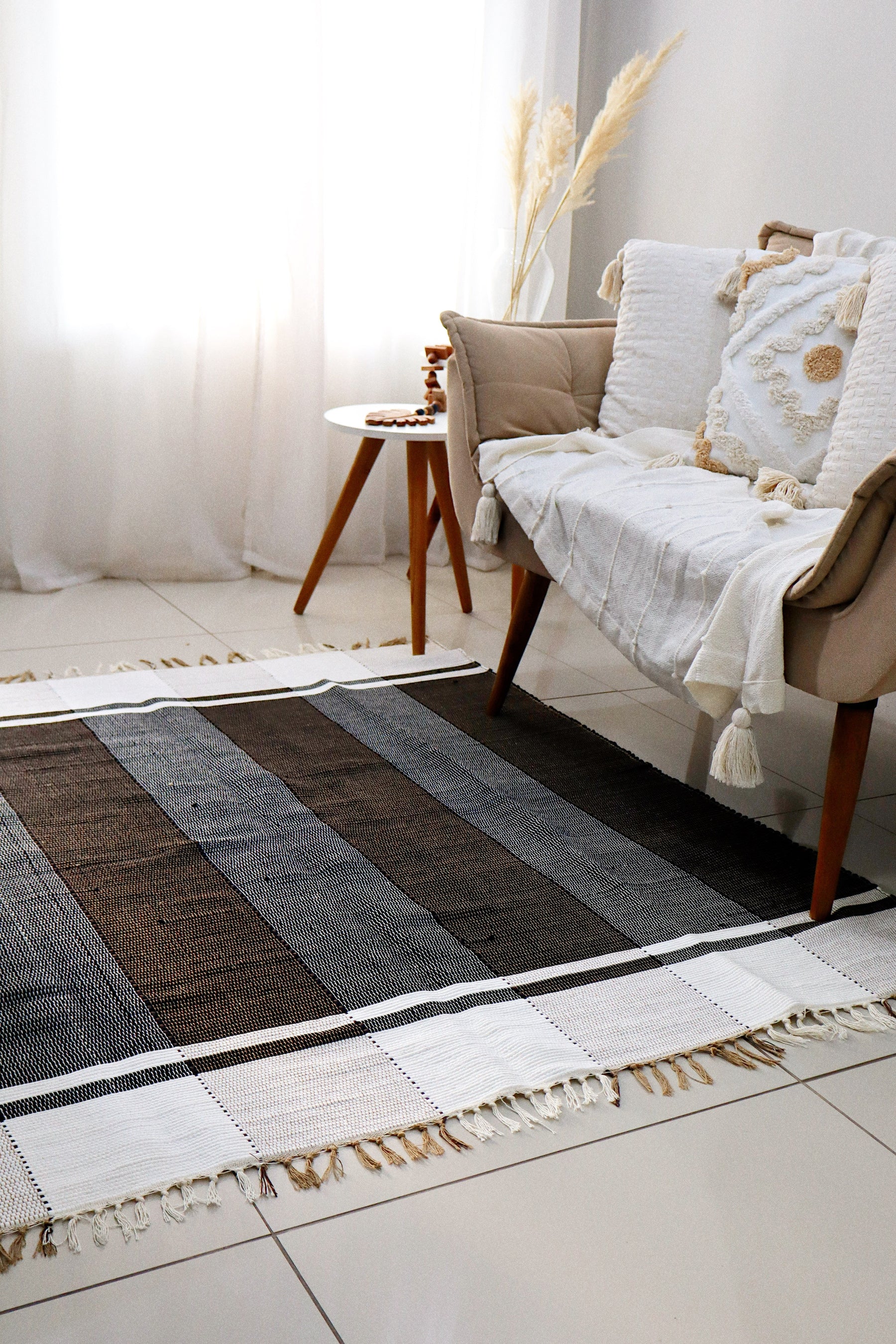 Tapete em Malha Moldura Preto 1,50x1,50m