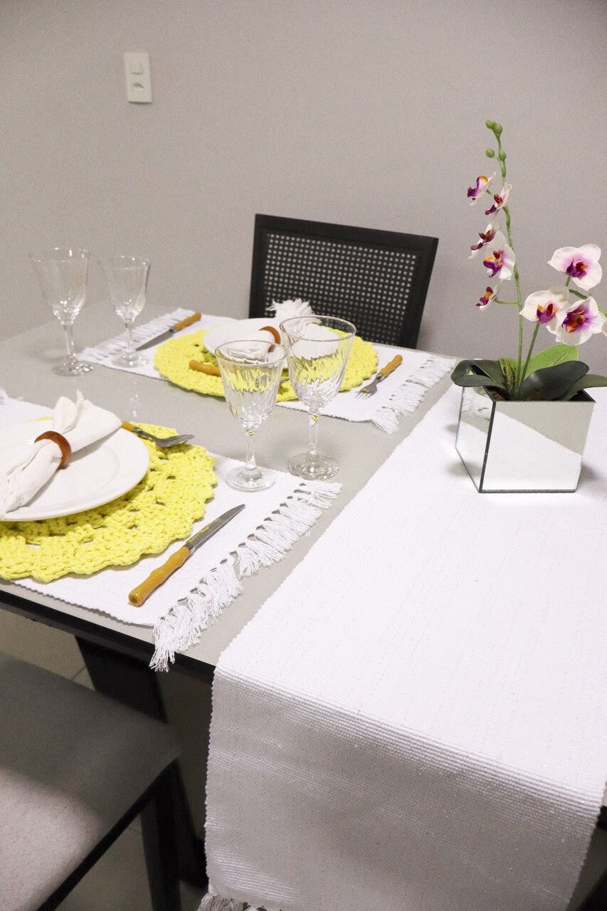 Caminho de Mesa Linha com Fio Lurex Branco 1,0m