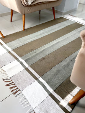 Tapete em Malha Moldura Marrom 1,50x2,00m