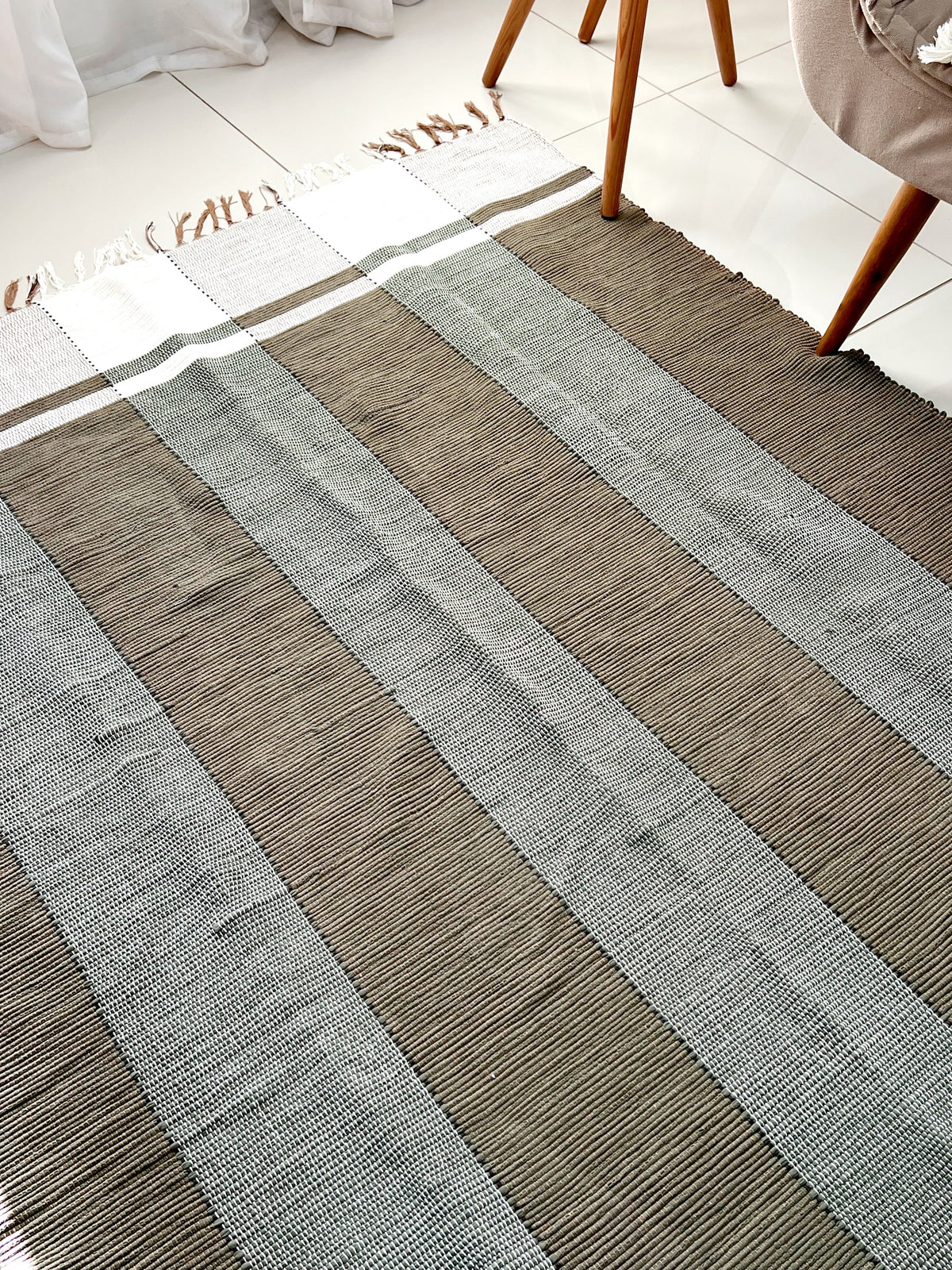 Tapete em Malha Moldura Marrom 1,50x2,00m