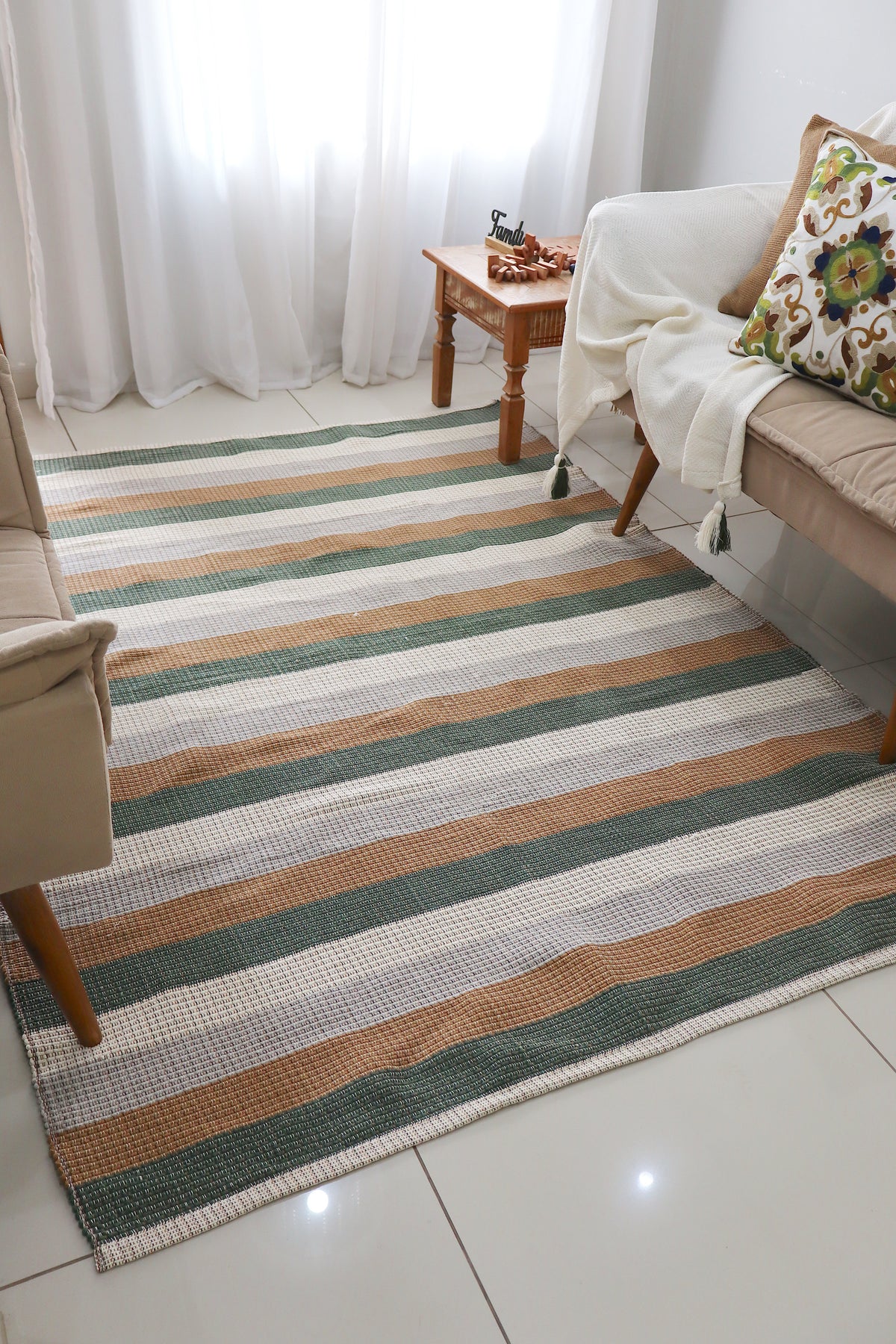 Tapete em Linha Listrado Verde e Marrom 2,00x3,00m