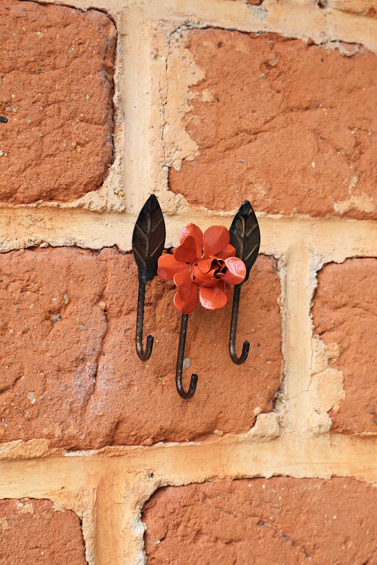 Porta Chaves Flor Ferro Laranja