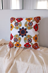 Capa de Almofada Bordada em Linho 45x45 Terra, Mostarda, Verde e Azul