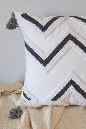 Capa de Almofada Bordada em Linho Tufada Boho 45x45 EST03