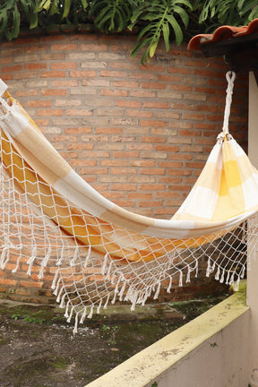 Rede de Descanso Simples Xadrez Amarelo