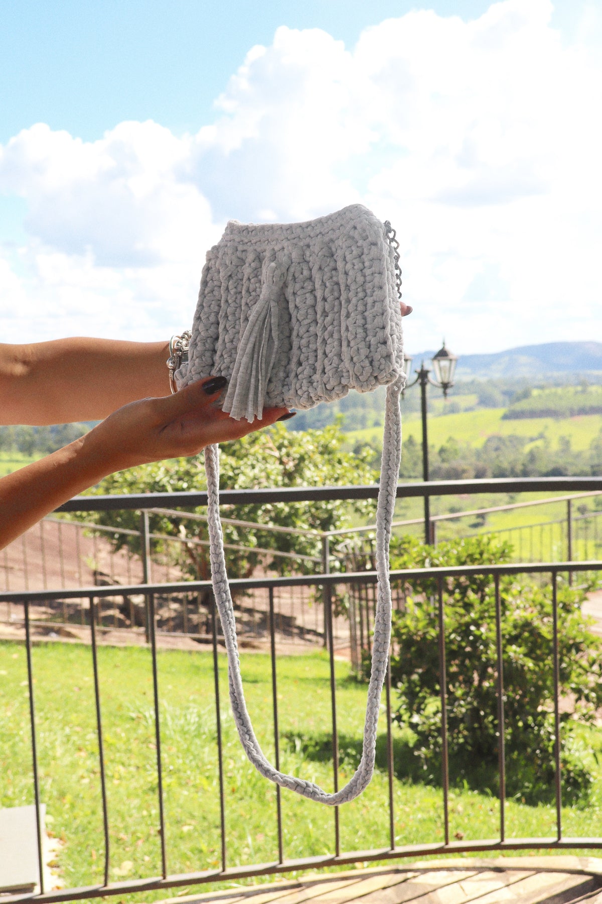 Bolsa Crochê Sanfoninha Cinza Claro