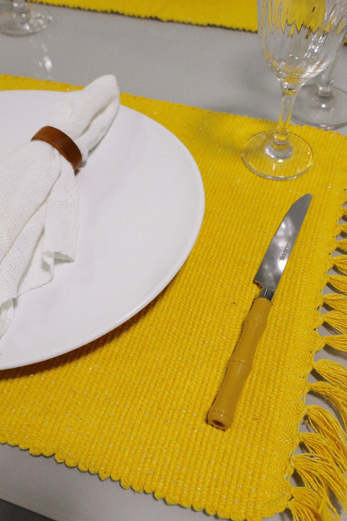 Par Lugar Americano Linha com Fio Lurex Amarelo