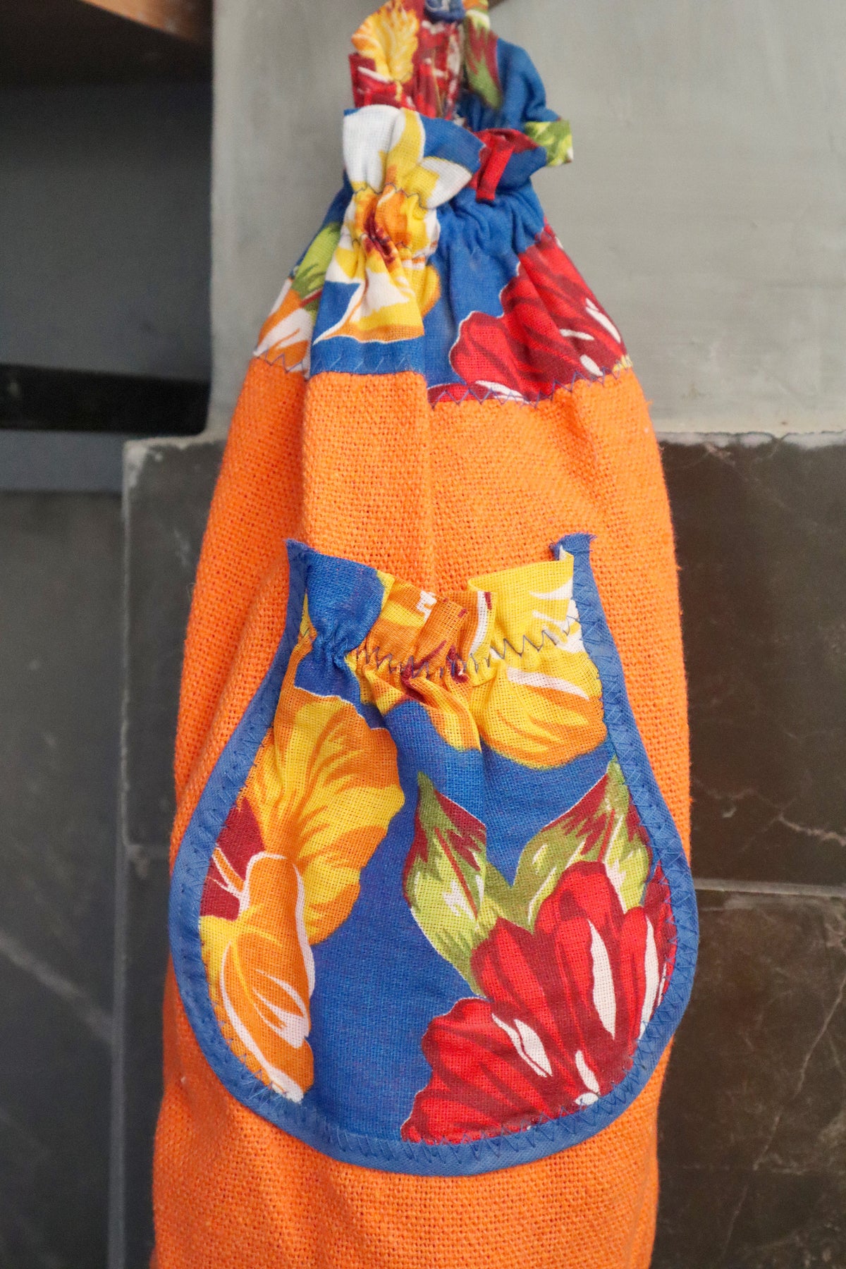 Puxa Saco Bolso Laranja com Chita Azul