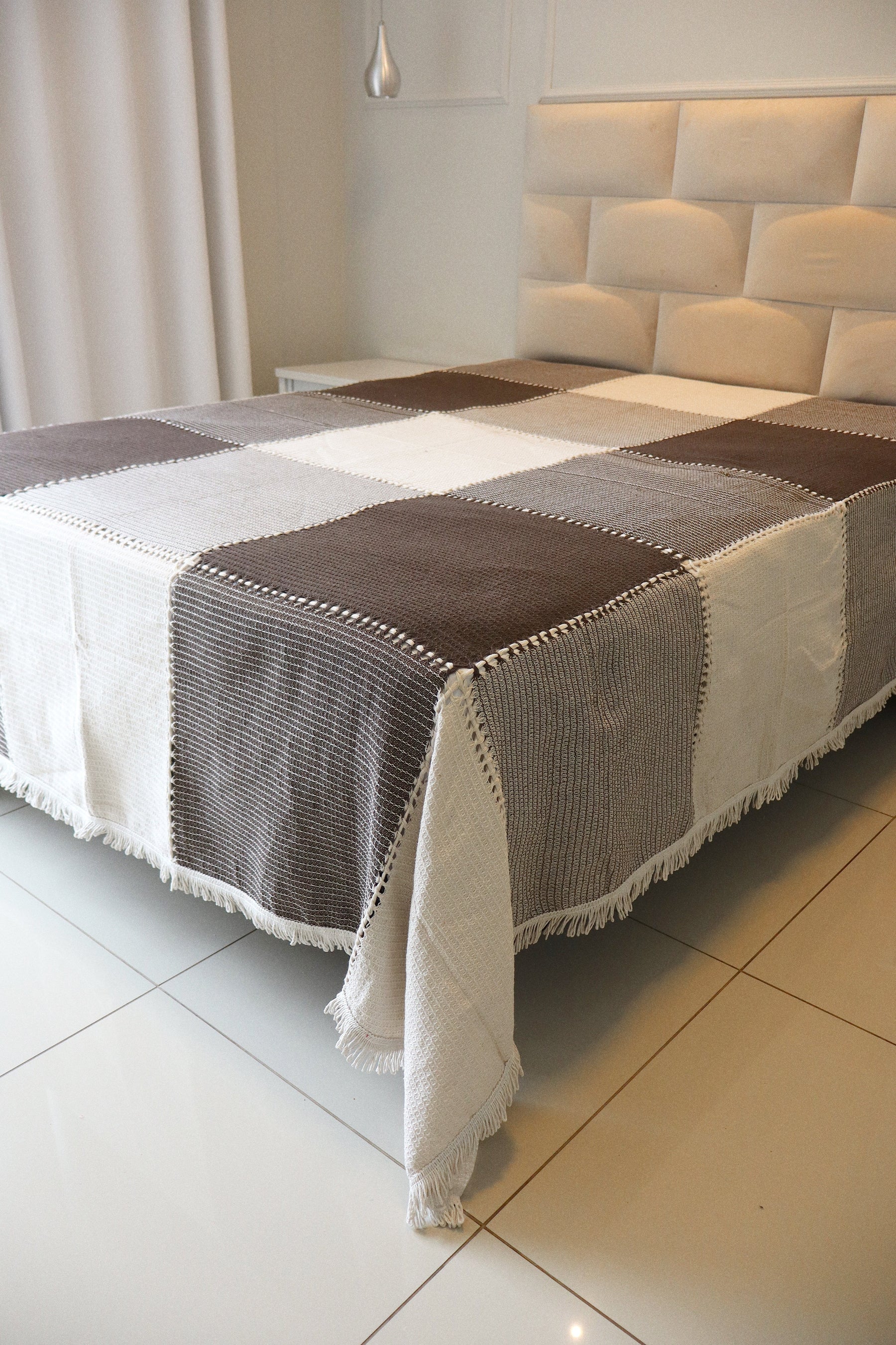 Colcha Casal Bainha Aberta Marrom 2,10x2,40m