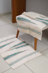 Tapete em Linha Bico Tifanny 48x78cm