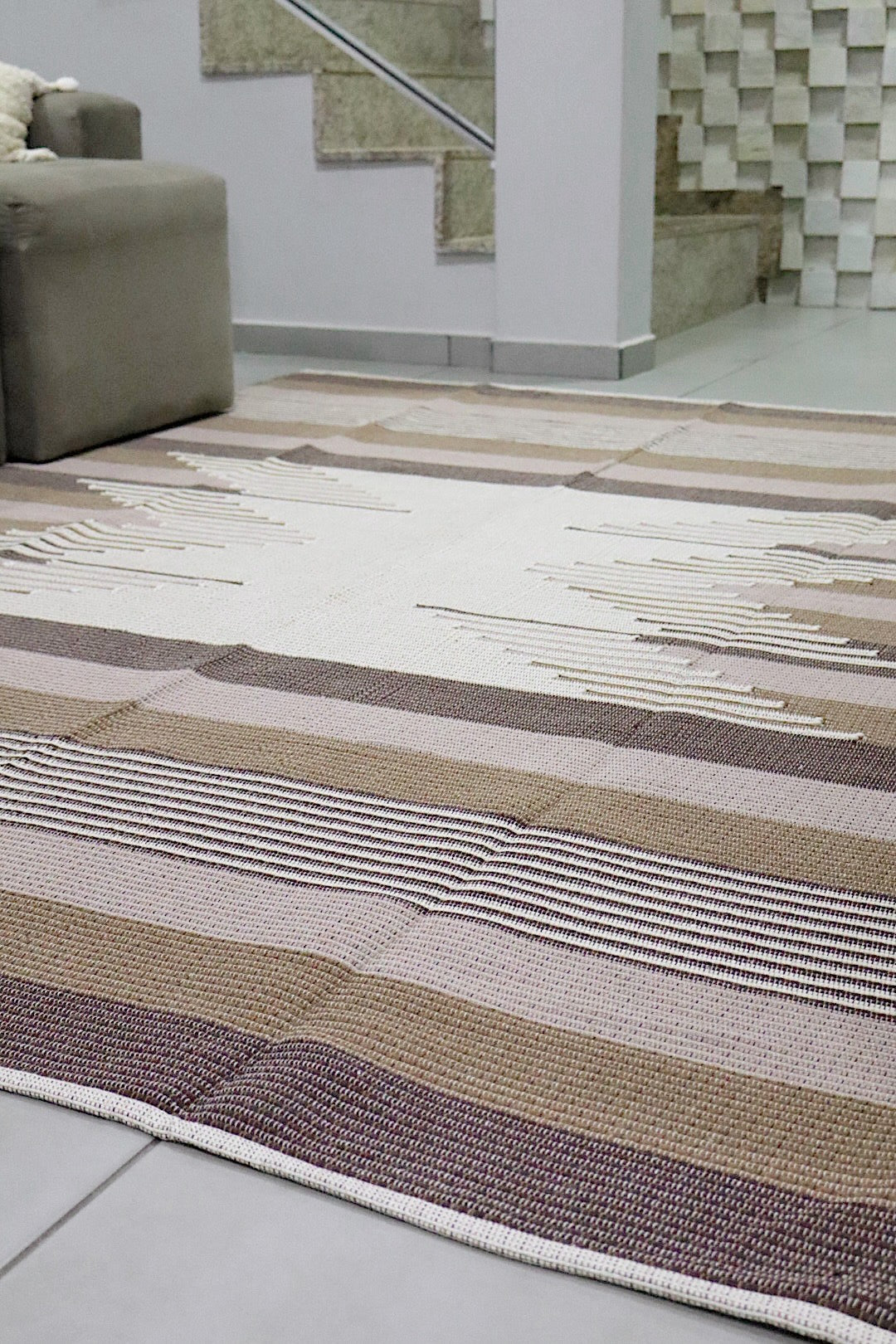 Tapete de Bico Linha Marrom 2,00x2,50m