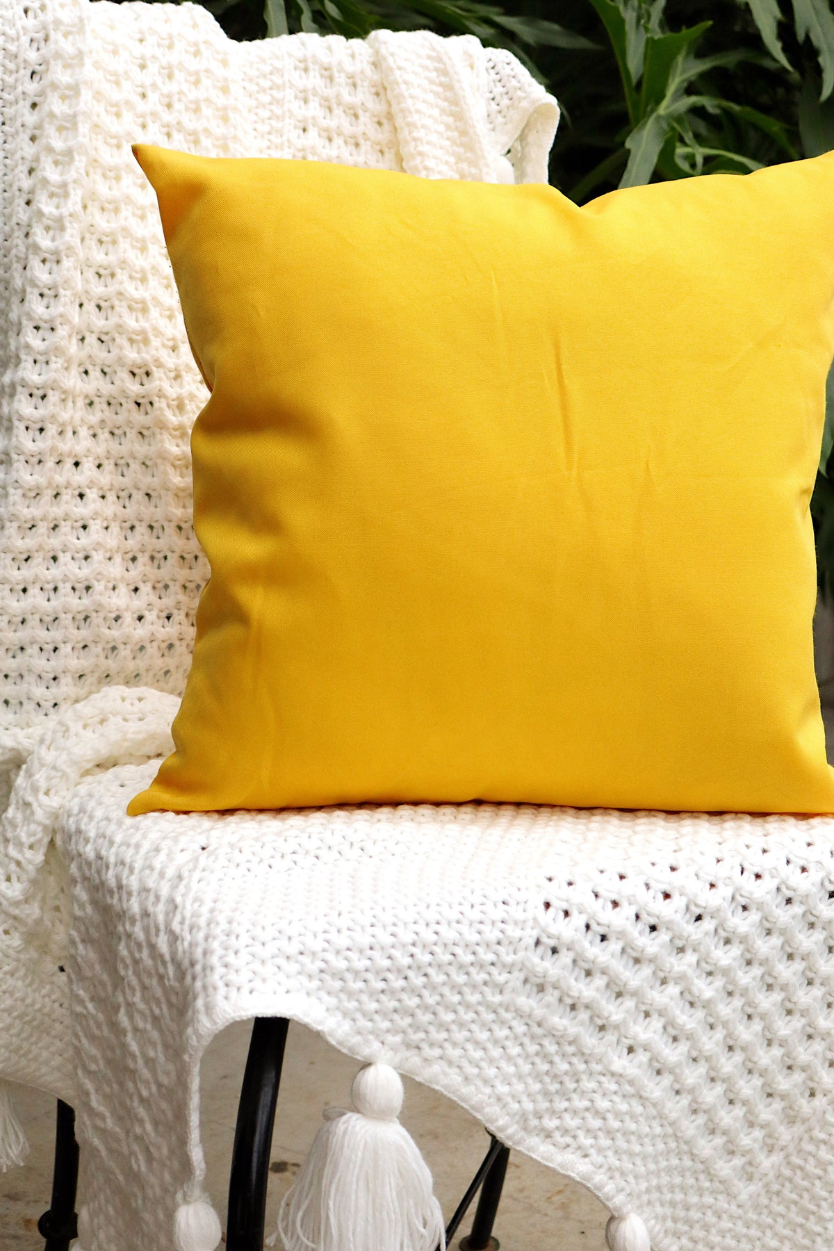 Capa de Almofada Oxford Lisa Amarela 45x45