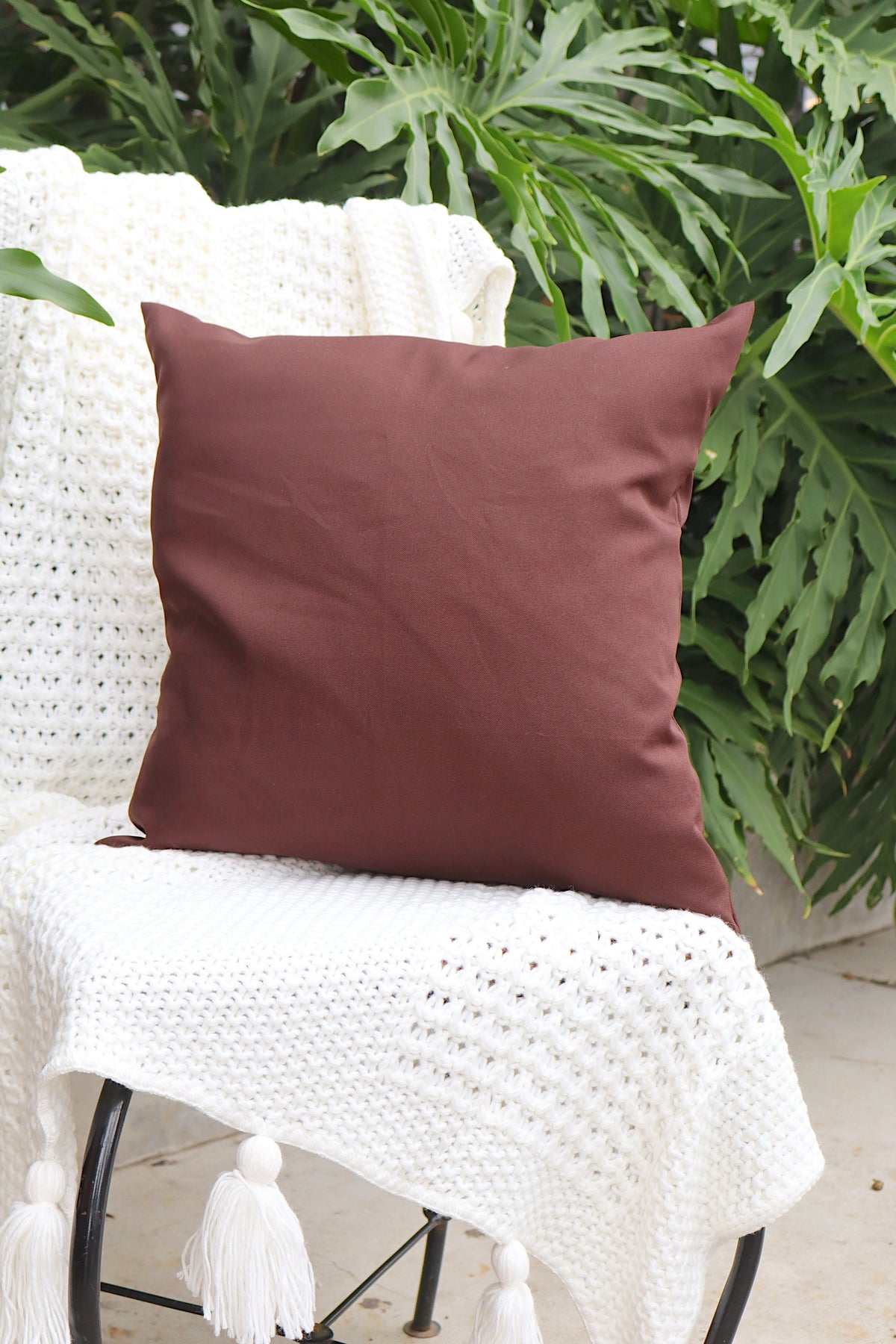 Capa de Almofada Oxford Lisa Marrom 65x65