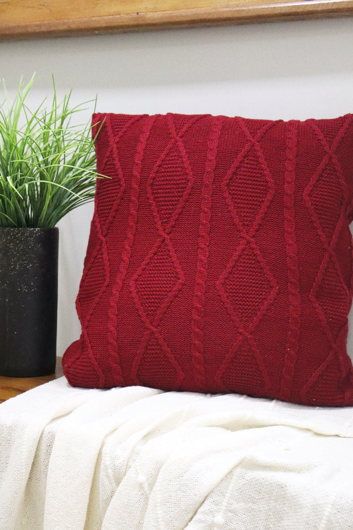 Capa de Almofada Decorativa Trico Vermelha 45x45cm