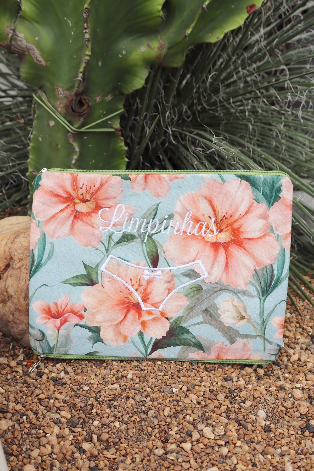 Necessaire Porta Calcinha Limpinha Sujinha P Flores Azul Claro e Salmão