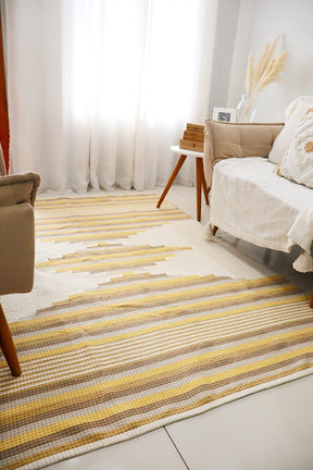 Tapete de Bico Linha Trabalhado Colorido Amarelo 1,50x2,00m