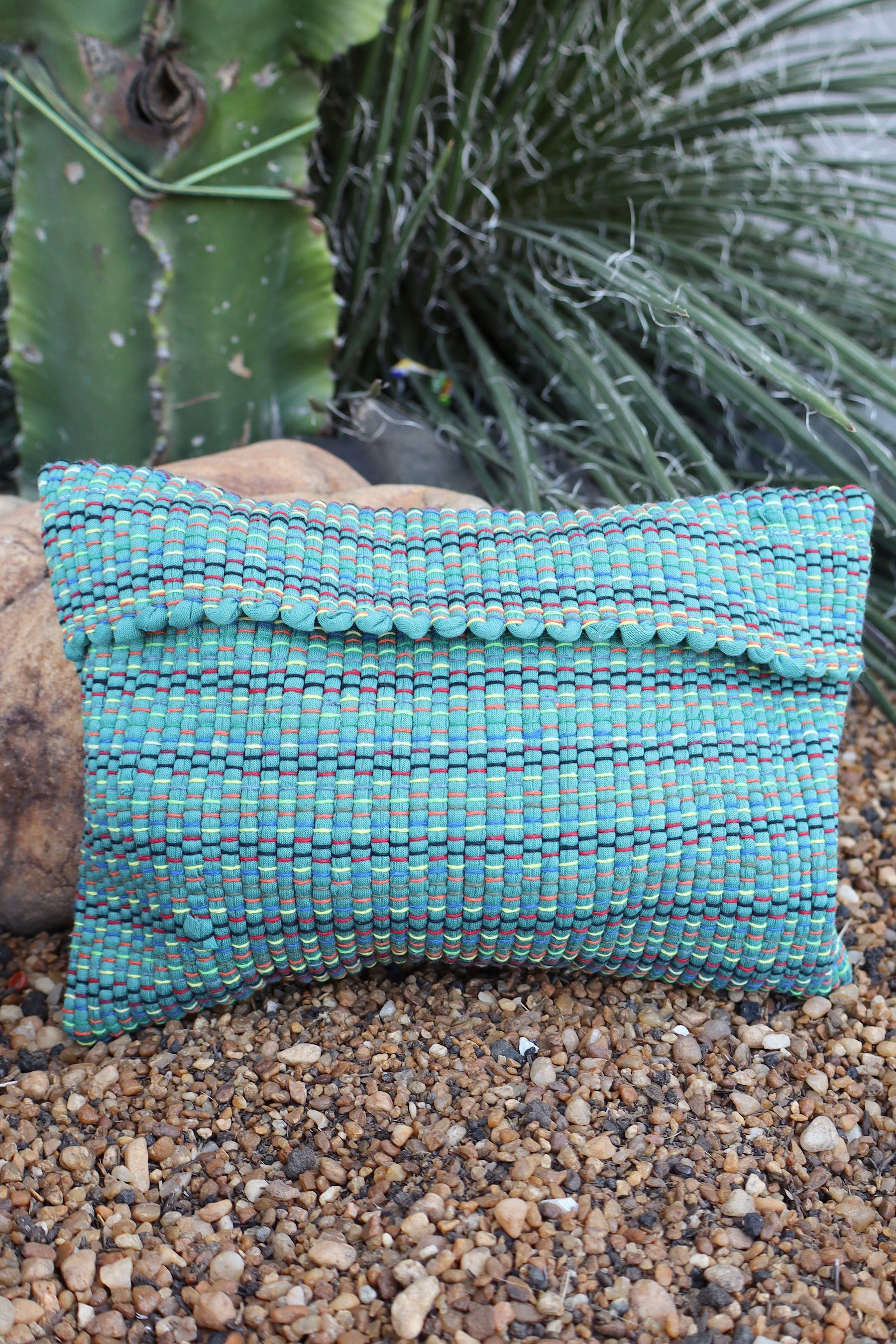 Bolsa Necessaire Malha Tear Tifanny