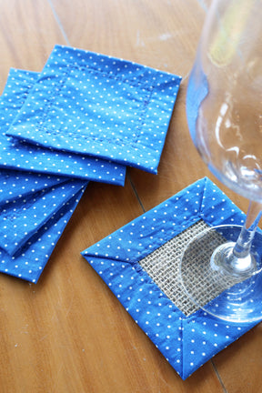 Kit 6 Porta Copos / Descanso Para Copos em Juta com Tricoline Poá Azul