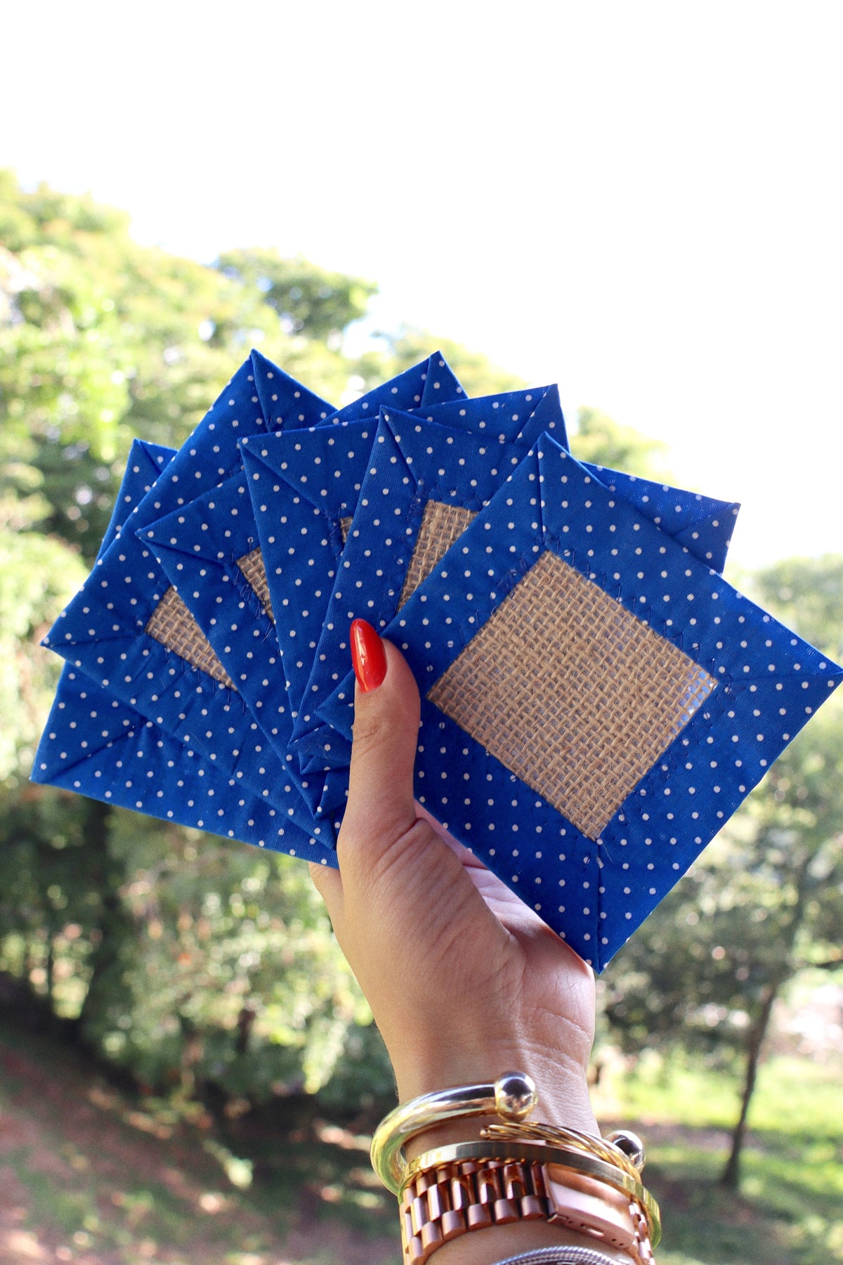 Kit 6 Porta Copos / Descanso Para Copos em Juta com Tricoline Poá Azul