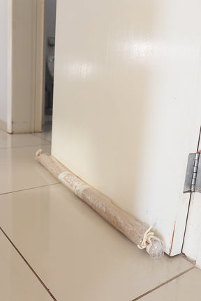 Peso Porta Cobra Juta Bege e Branco 80cm