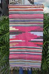 Tapete Médio Malha Bico Rosa