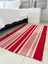 Tapete Médio Linha Vermelho Listras 0,80x1,50m