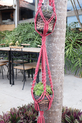 Suporte de Planta em Macramê Malha Duplo Vermelho