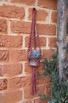 Suporte de Planta em Macramê Malha Um Vaso Terracota