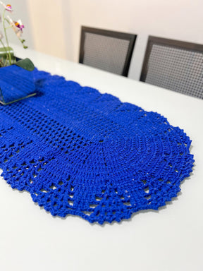 Caminho de Mesa / Passadeira Crochê Oval Azul 128x40cm