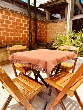 Toalha de Mesa Quadrada Café com Leite 0,85x0,85m