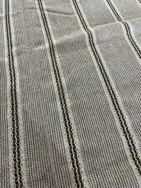 Toalha de Mesa Vazada Café com Leite 1,5mx2,2m