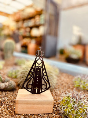 Pedestal Nossa Senhora Aparecida em Ferro com Base em Madeira P