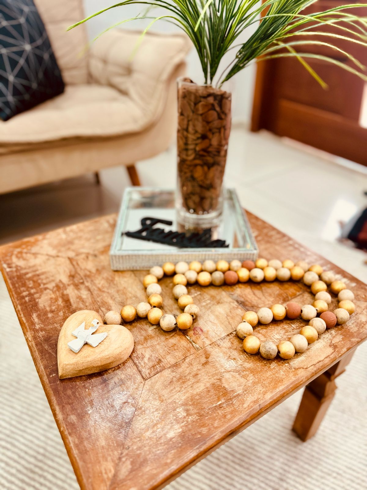 Colar / Terço de Mesa Decorativo Coração com Divino