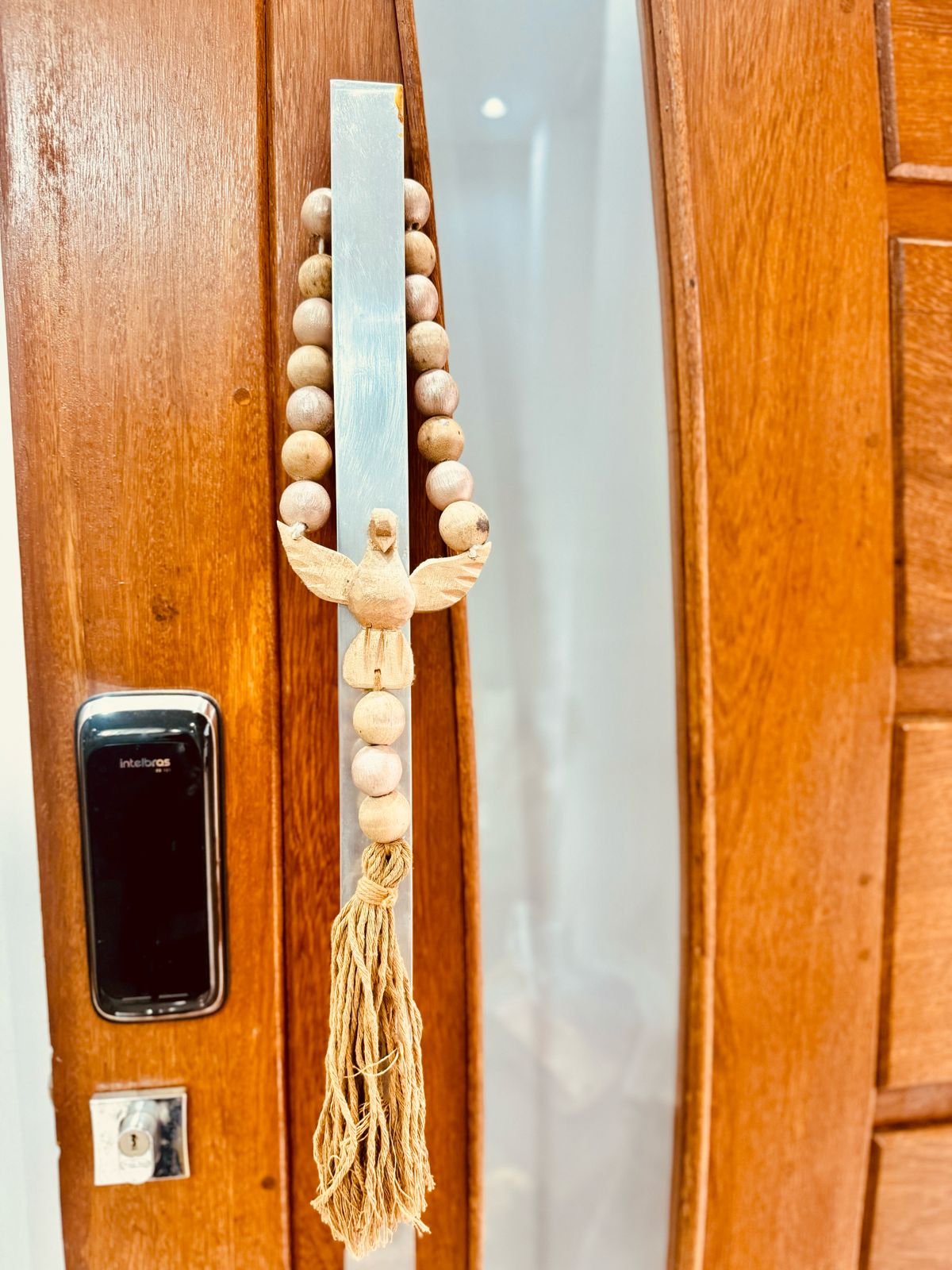 Enfeite de Porta / Mini Colar / Terço de Mesa Decorativo Divino Neutro