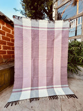 Tapete em Malha Moldura Rosa 1,50x2,00m