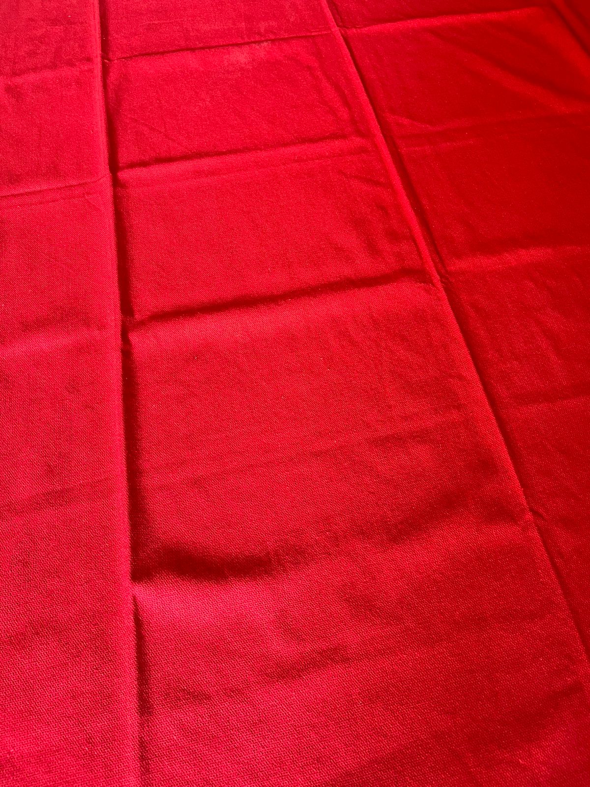 Toalha de Mesa Algodão Vermelha Lisa 1,5mx1,5m