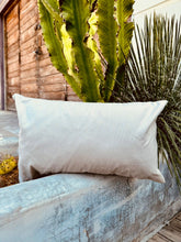 Capa de Almofada Baguete Retangular Suede Lisa Cru - 30x50