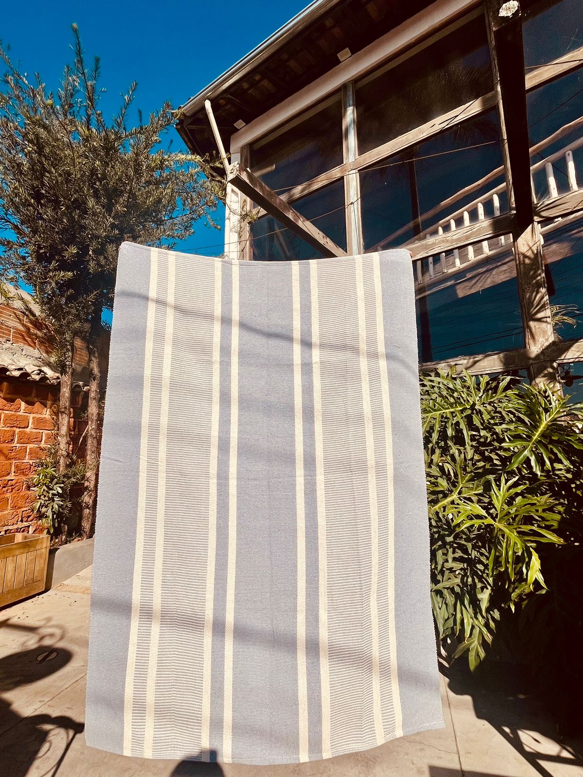 Tapete em Linha Cinza Listrado 1,50x2,00m