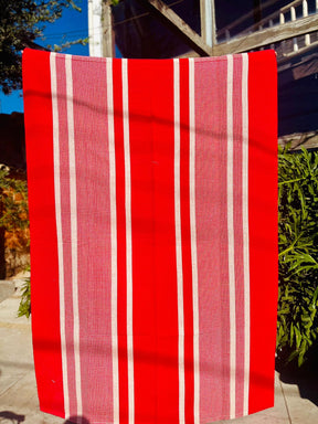 Tapete em Linha Listrado Vermelho 1,50x2,00m