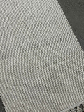 Caminho de Mesa Linha com Fio Lurex Cru 1,0m