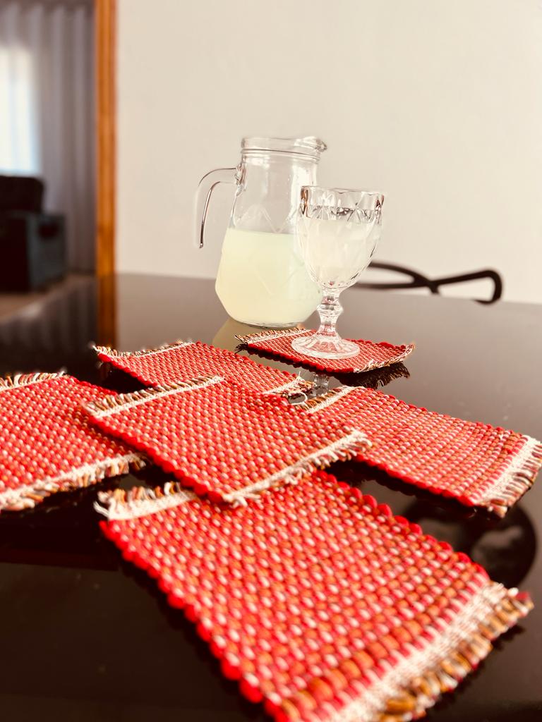 Kit 6 Porta Copos / Descanso Para Copos em Malha Vermelho